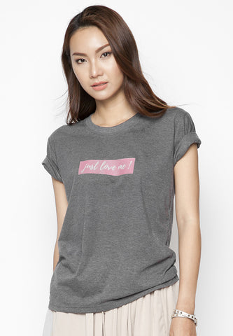 Áo Thun Xám Just Love Me Cung Cấp Bởi SUVI
