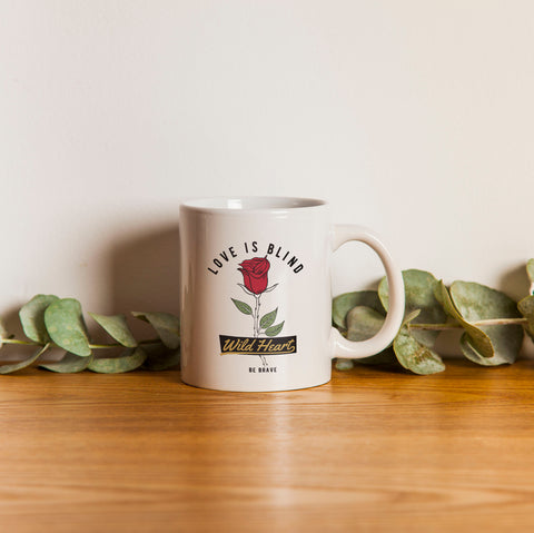Ly sứ uống trà/ cafe in hình Love is blind, Be Brave.