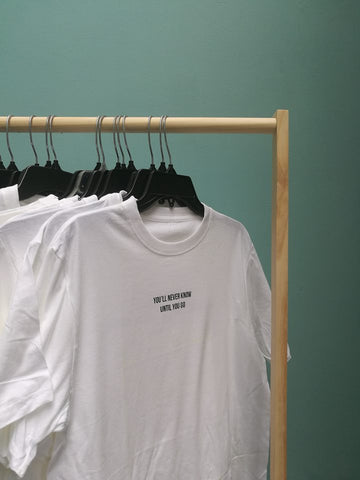 Áo thun cotton 100% in chữ You never know until you go (nhiều màu)