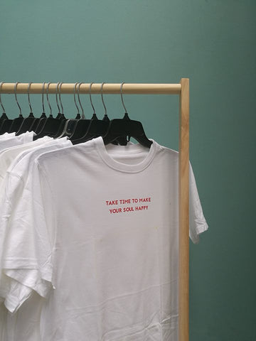 Áo thun cotton 100% in chữ take time to make your soul happy  (nhiều màu)