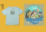 Áo thun unisex cotton 100% in hình the lake is calling and I must go