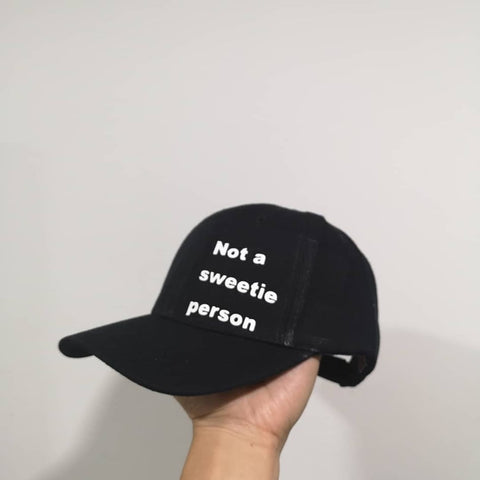 Customize nón với chữ theo ý muốn - loại basic cap