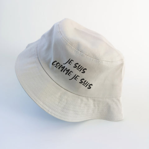 Nón bucket in chữ Je suis comme je suis - (nhiều màu)