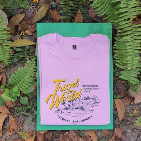 Áo thun unisex cotton in hình Travel the world